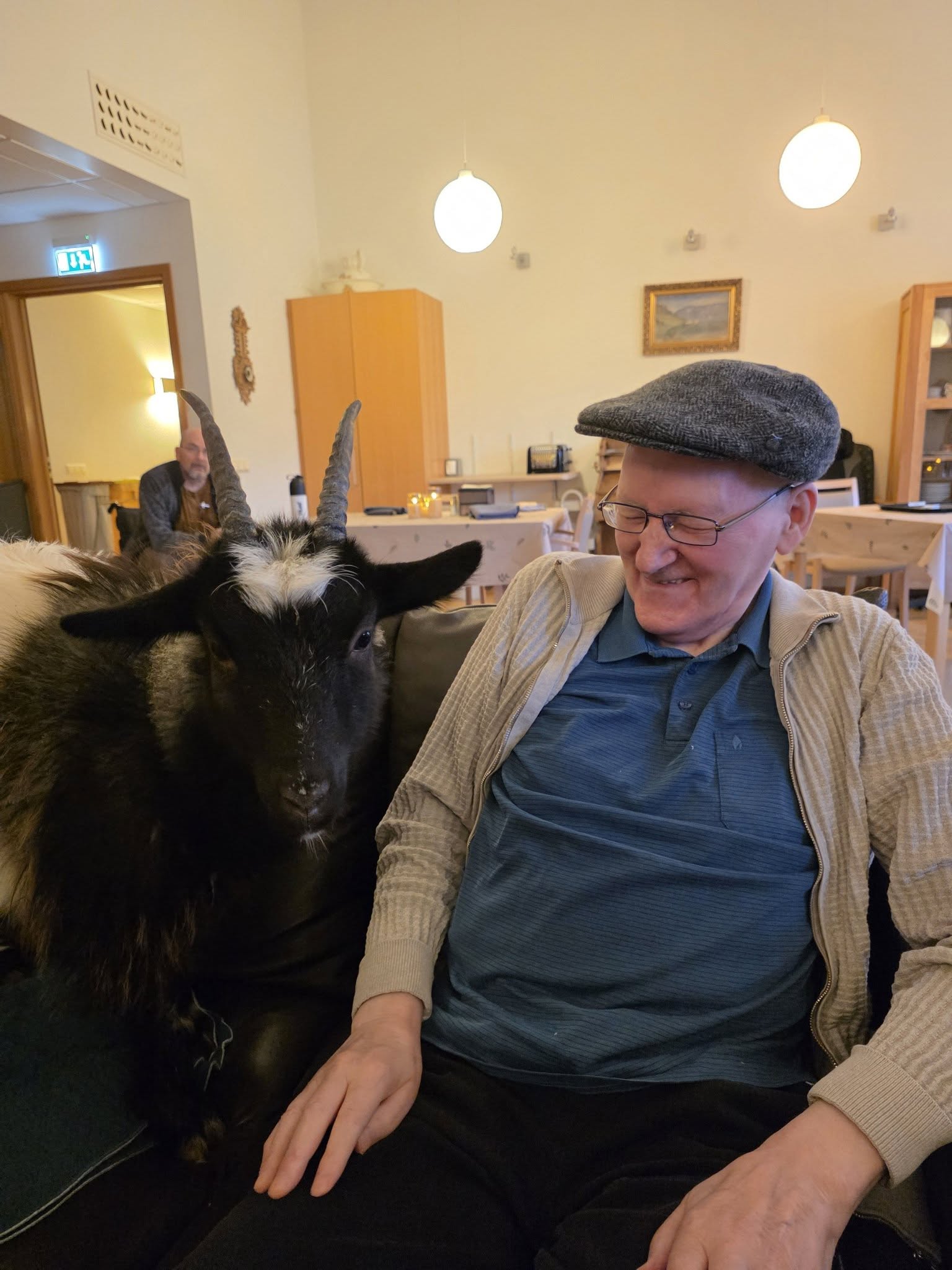 Featured image for “Skemmtileg heimsókn og upplestur”